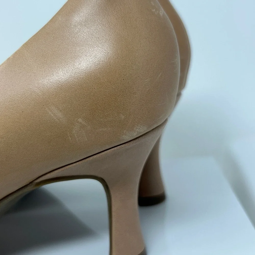 Clarks Womens 7W Warm Beige Leather Slip-On Kataleyna Gem Pump Dress Shoes NWOB